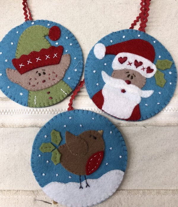 A Felt Christmas Ornaments